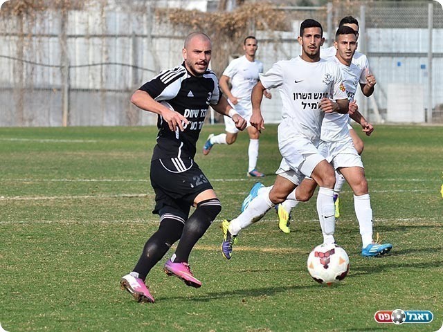 קשרה החדש של מעלות. גילברט (ארנון לוי)